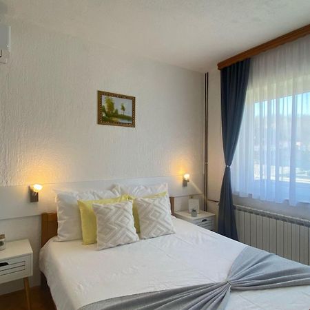 Hotel M&N Zafran Grabovac  Exterior foto